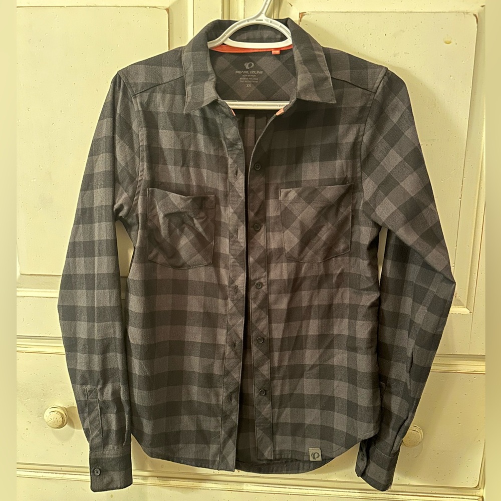 Pearl Izumi Rove Long Sleeve buttondown